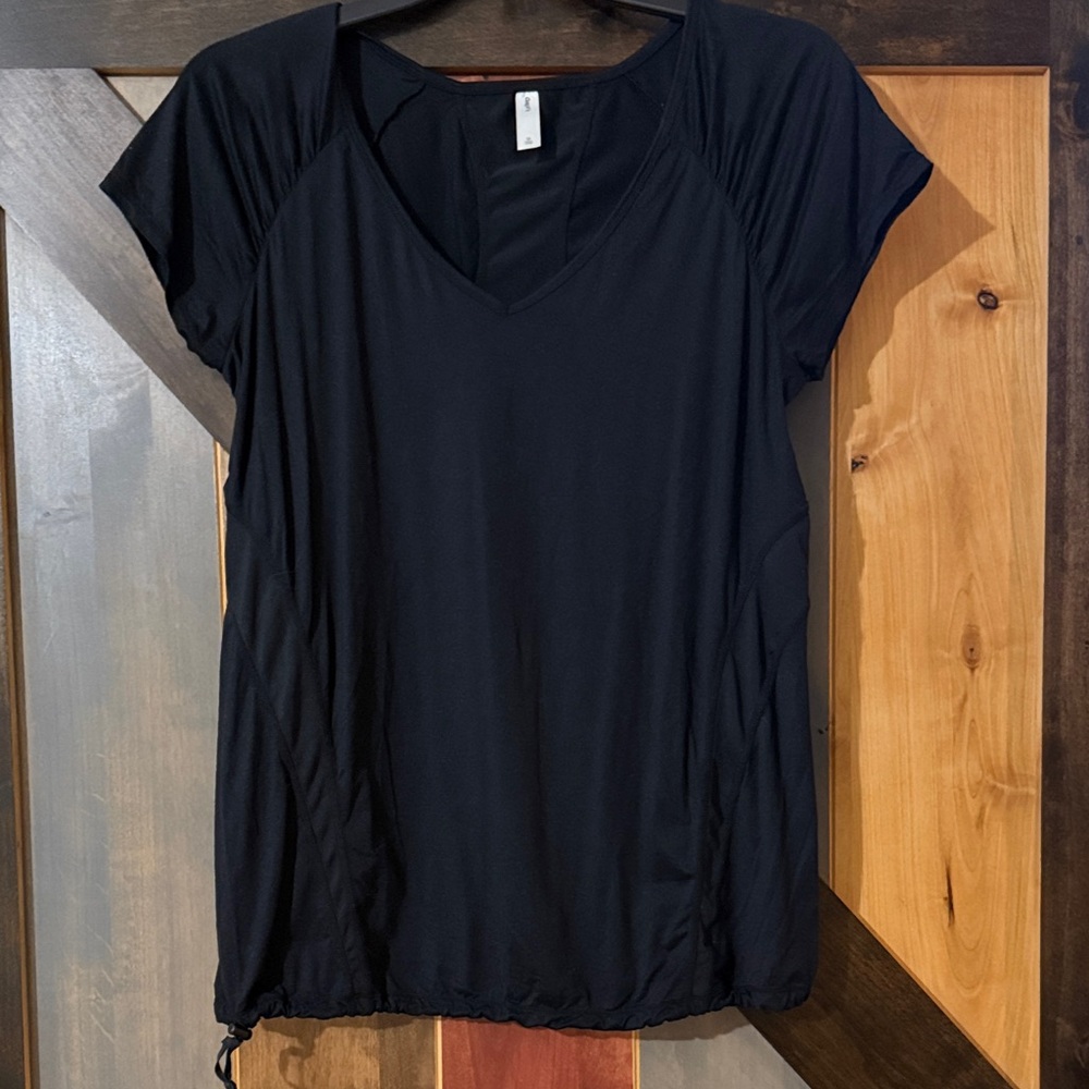 GapFit Women's Black V-Neck Short Sleeve Tee